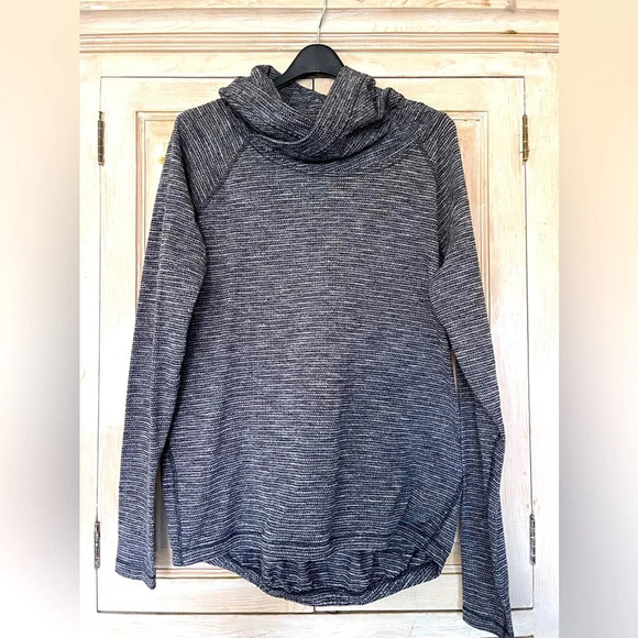 lululemon athletica Tops - Lululemon Healthy Heart Pullover-Coco Pique Black Sz 6